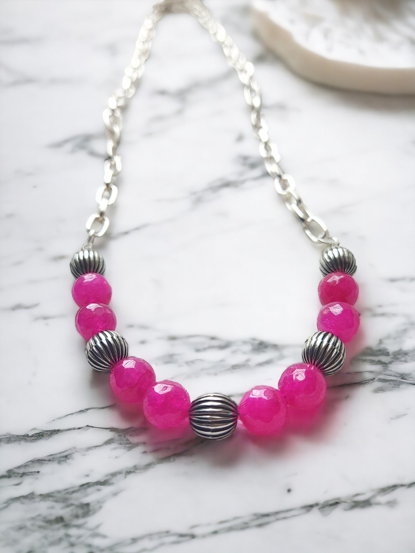 Enhance your style with our Pink Agate Beads Simple Jewelry. Made with anti-tarnish silver chain, this delicate piece is sure to add a touch of elegance to any outfit. Natural, beautiful pink agate beads make this jewelry both unique and versatile. Elevate your look with our simple yet stunning design.