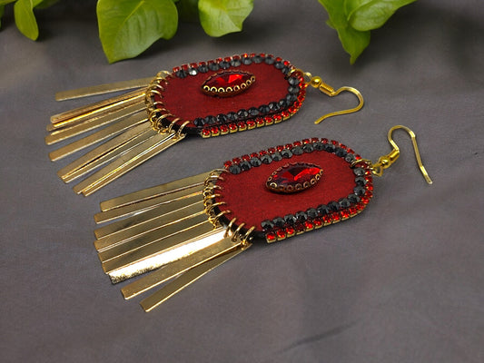 Indi Red and gold dangle earring